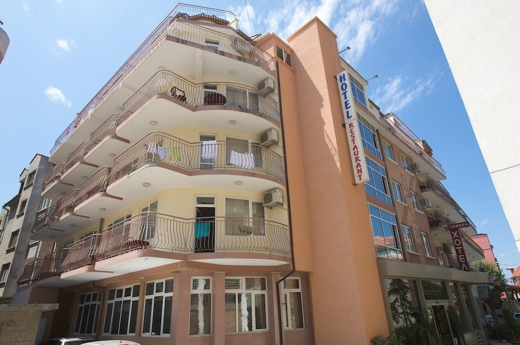 Семеен Хотел Елена Палас Nessebar Extérieur photo
